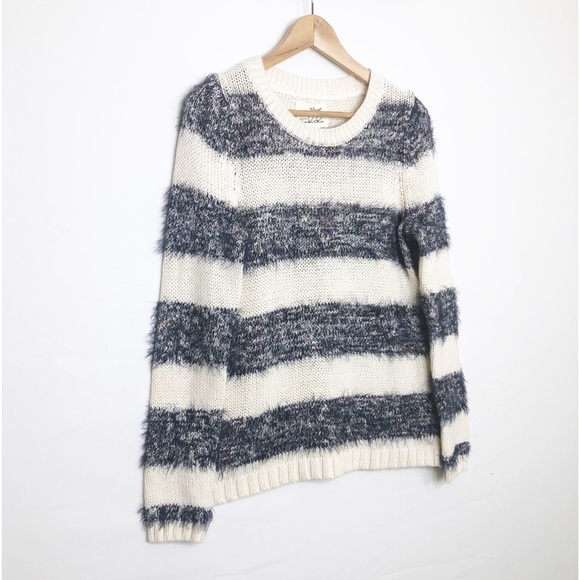 Anthropologie Tabitha cream and navy, striped knit, eyelash sweater - Picture 11 of 12